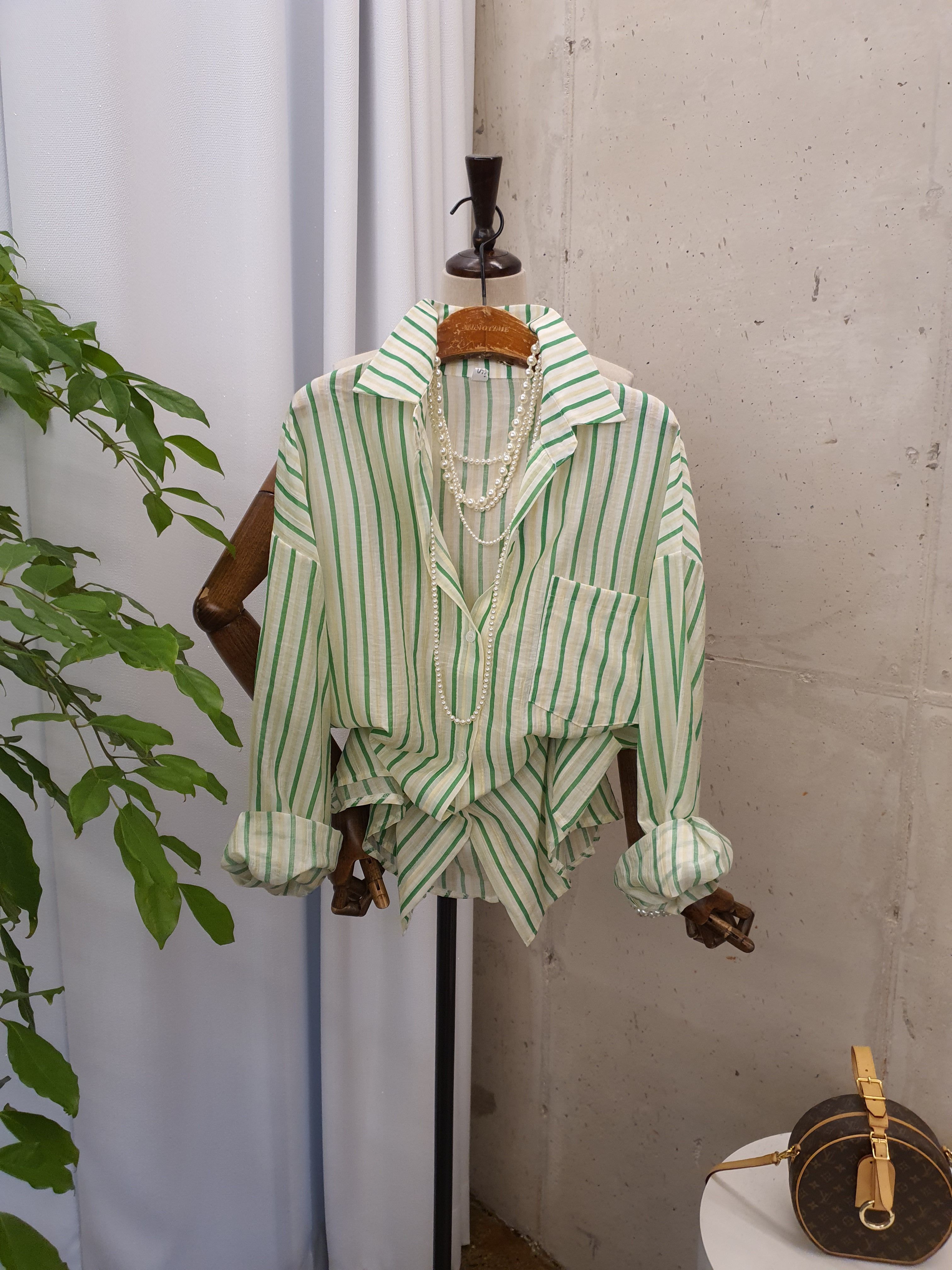[여름신상 무배] 크러쉬온 스트라이프 포켓 루즈핏 카라 긴팔 셔츠 남방